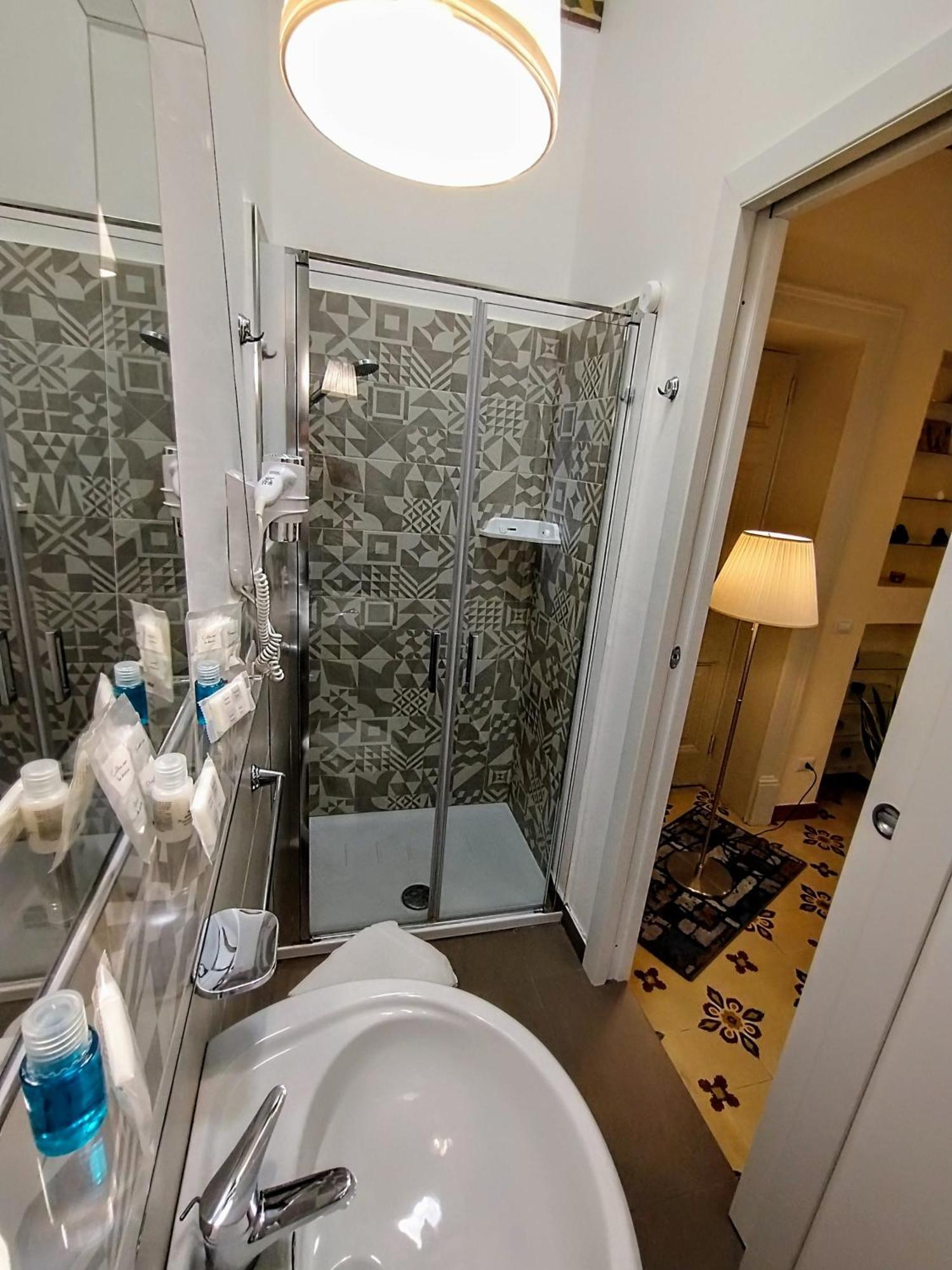 Suleima B&B Messina Centro Esterno foto