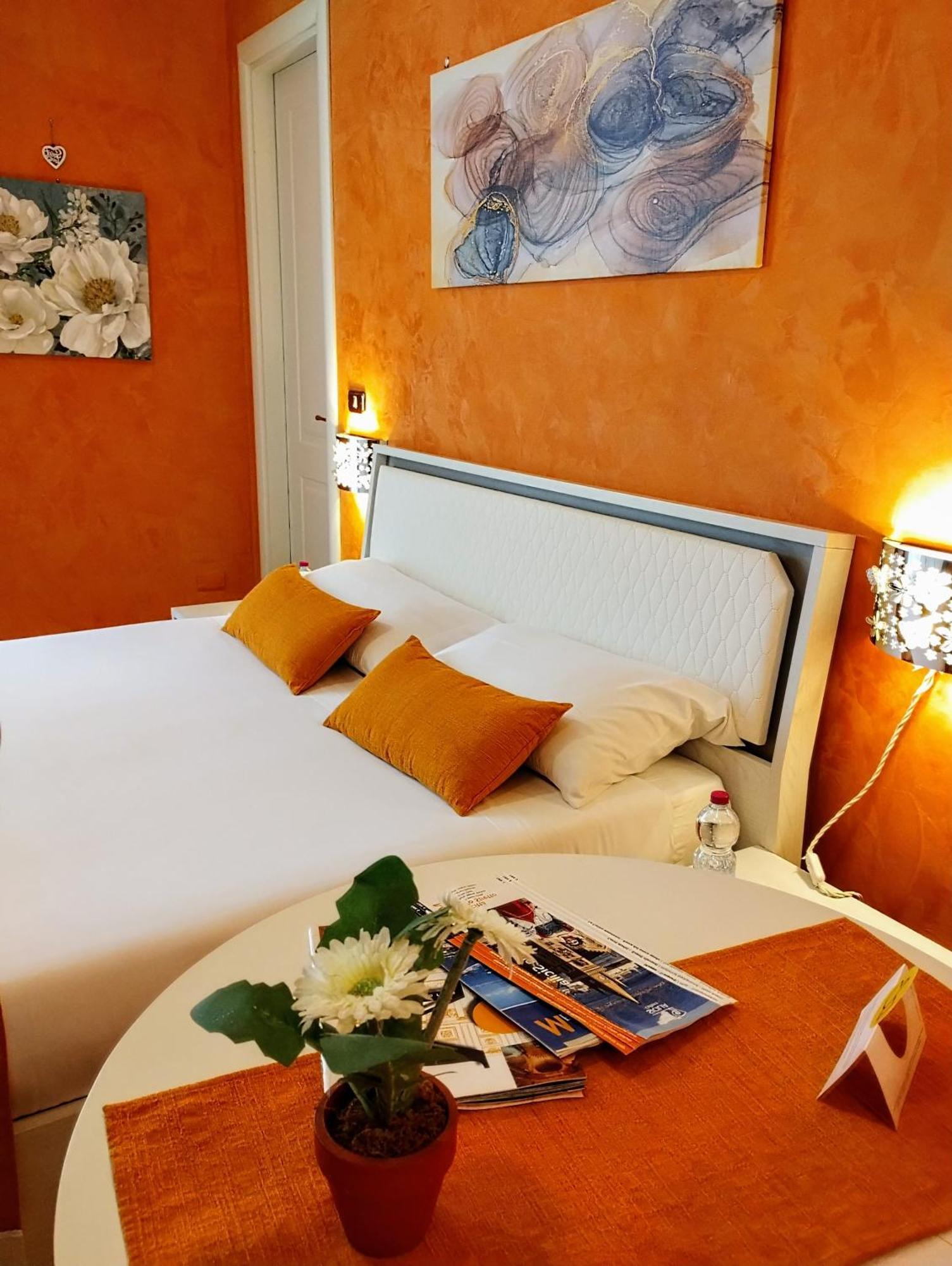 Suleima B&B Messina Centro Esterno foto