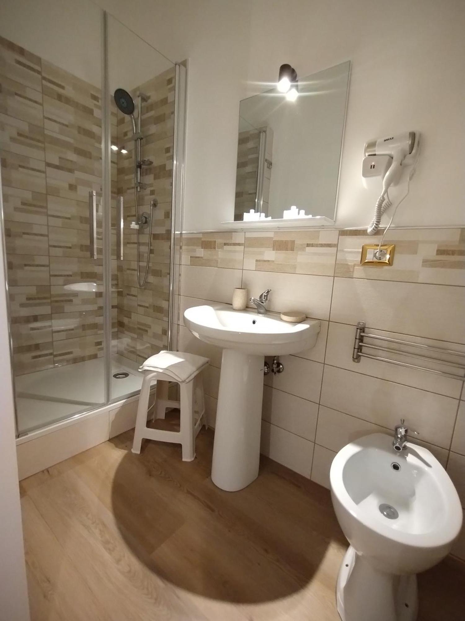 Suleima B&B Messina Centro Esterno foto