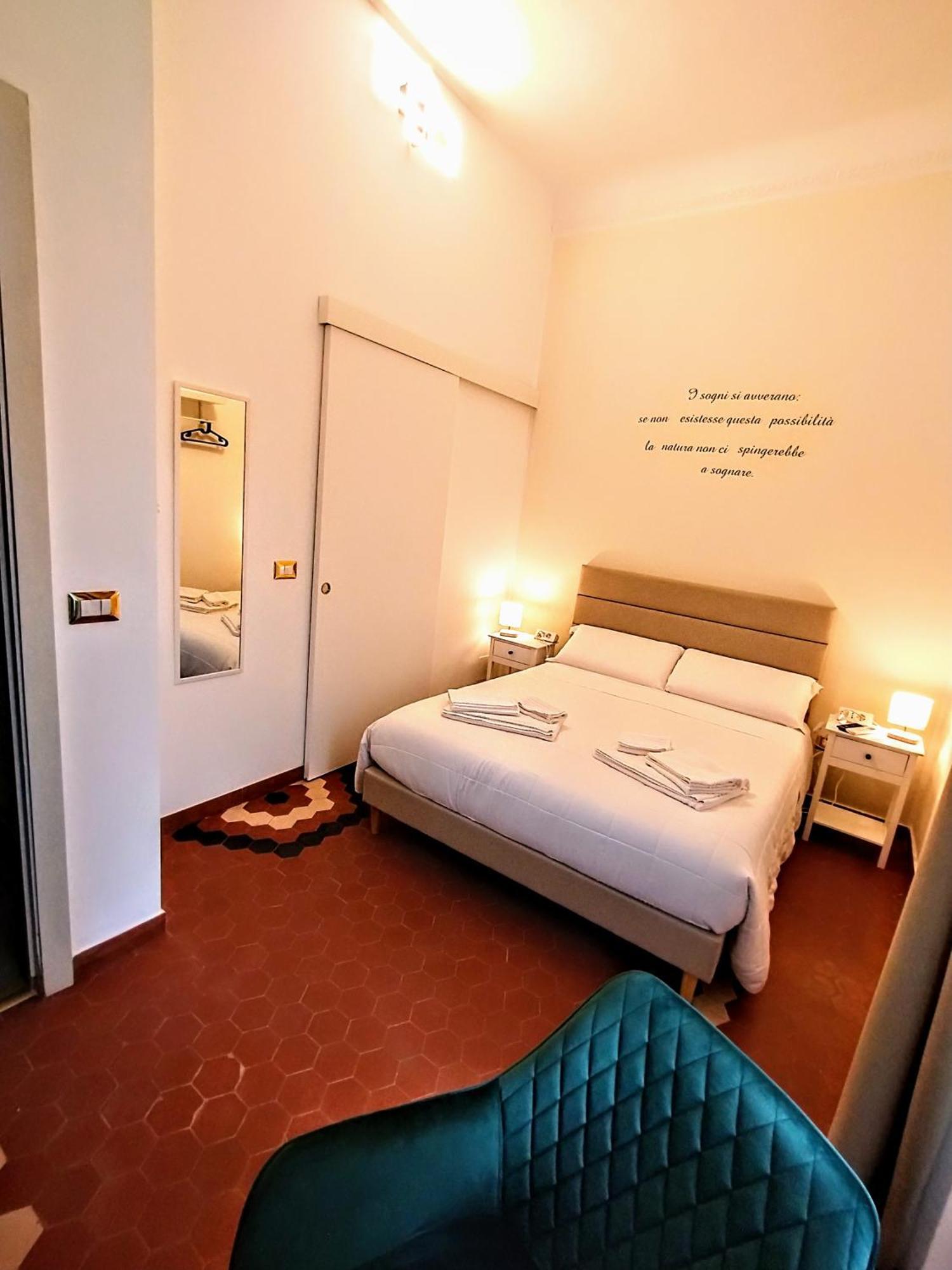 Suleima B&B Messina Centro Esterno foto