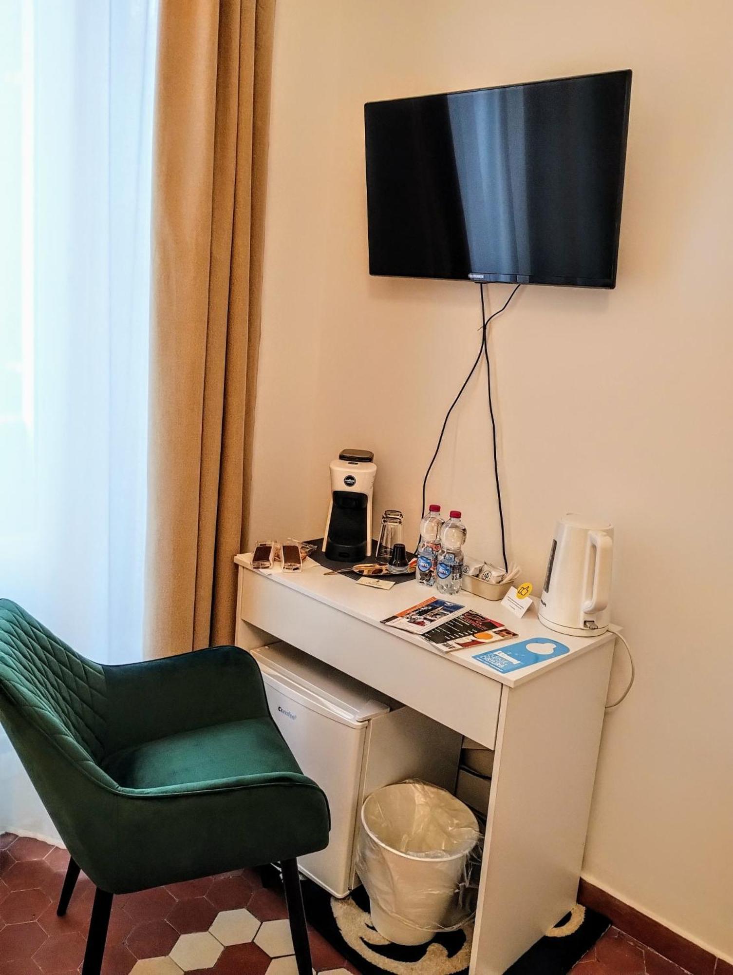 Suleima B&B Messina Centro Esterno foto