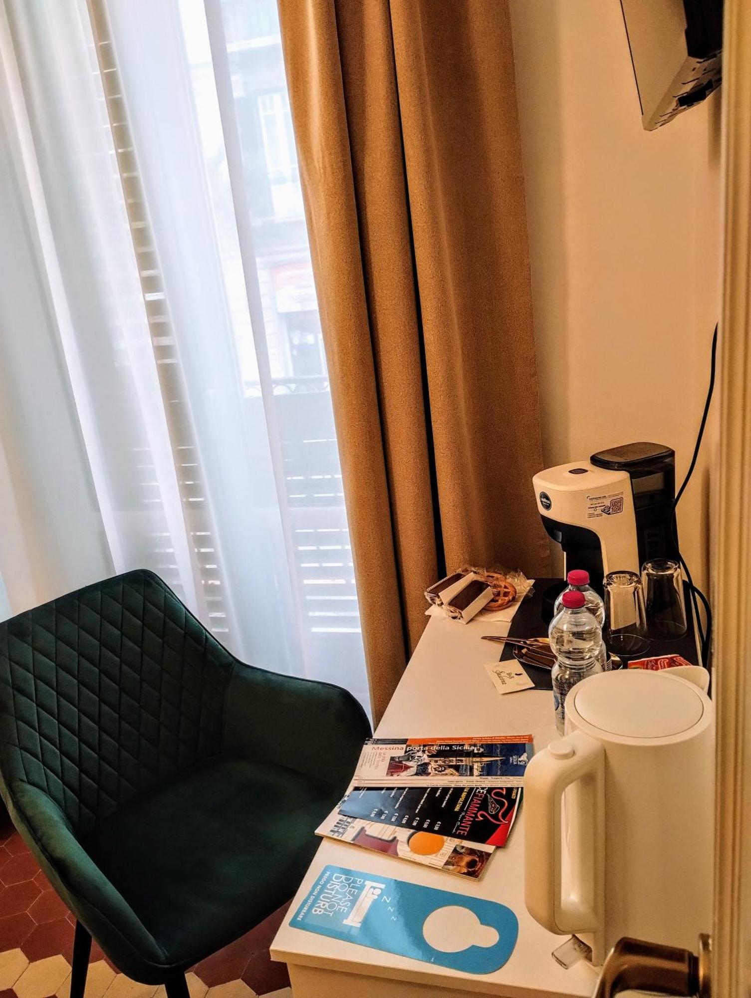 Suleima B&B Messina Centro Esterno foto