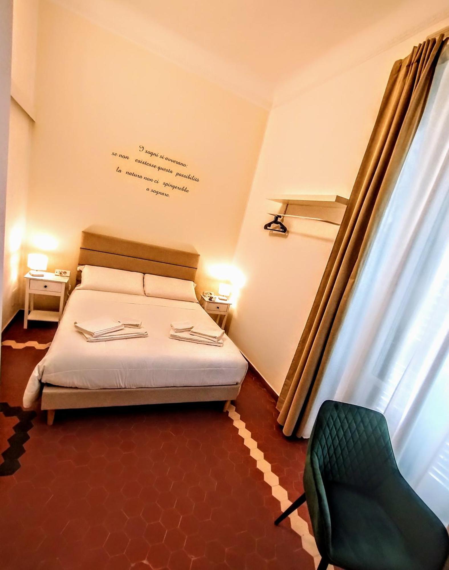 Suleima B&B Messina Centro Esterno foto